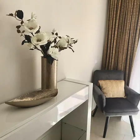 Apartamento Bela Vista - Piscina - Vista Mar - *